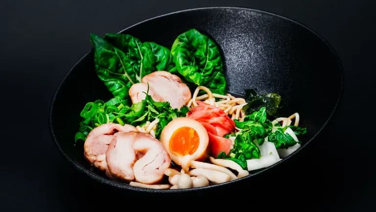 Ramen ar vistu